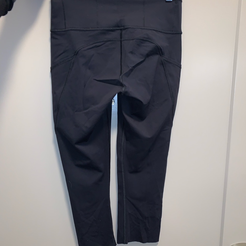 Lululemon Fast and Free Crop II Capris sz 6